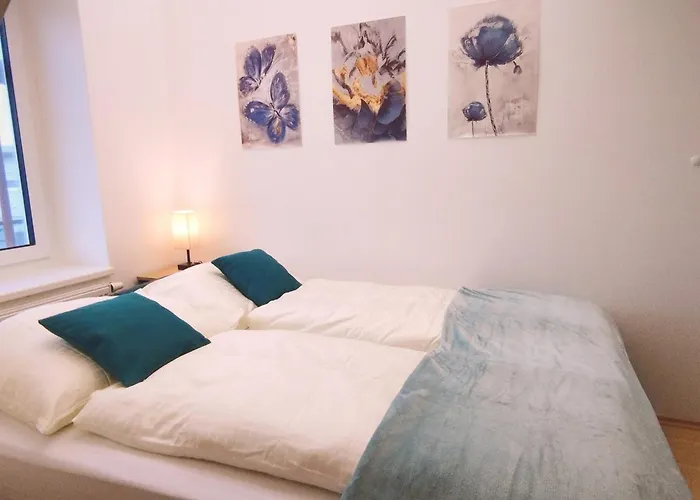 Ferienzimmer Reinisch In Tattendorf