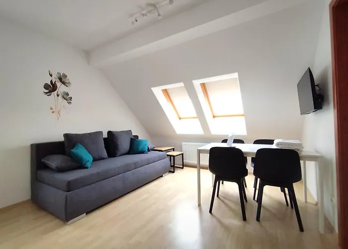 Ferienzimmer Reinisch In Tattendorf
