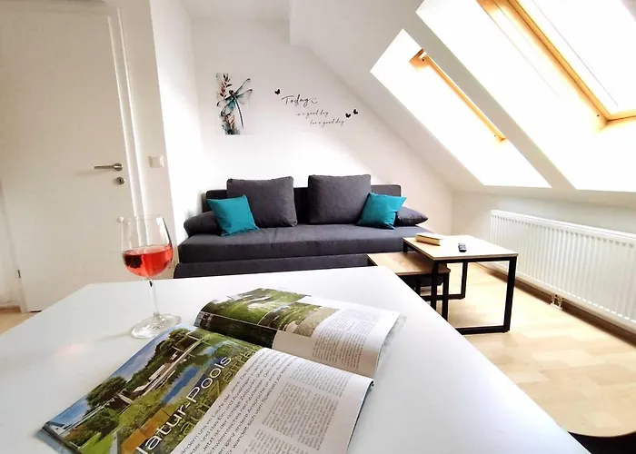 Ferienzimmer Reinisch In Tattendorf